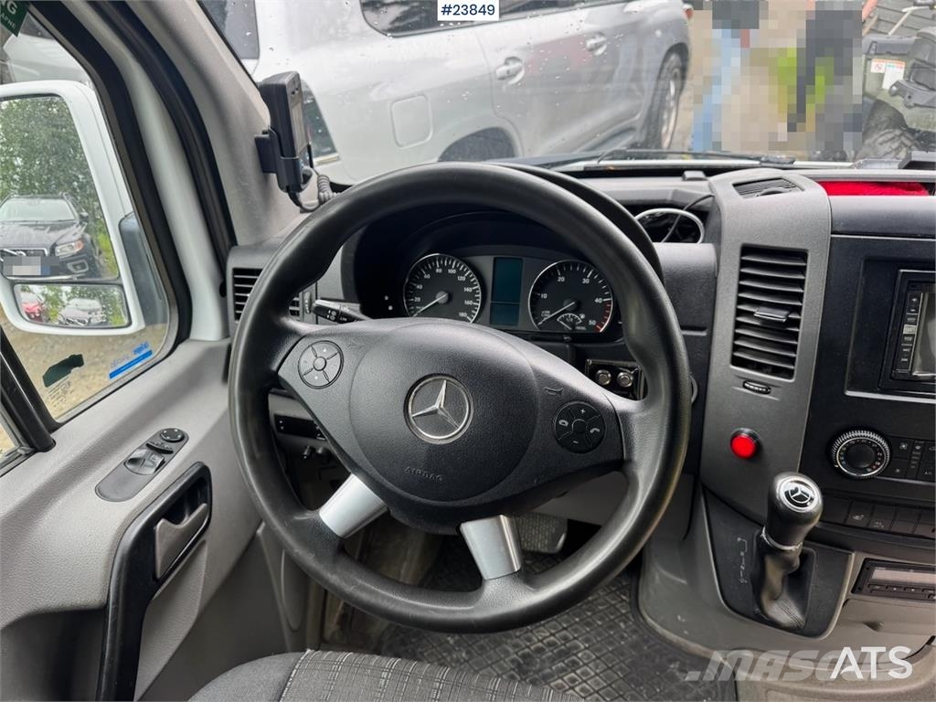 Mercedes-Benz Sprinter 516 Minibus – 17 Seats Mikroautobusai