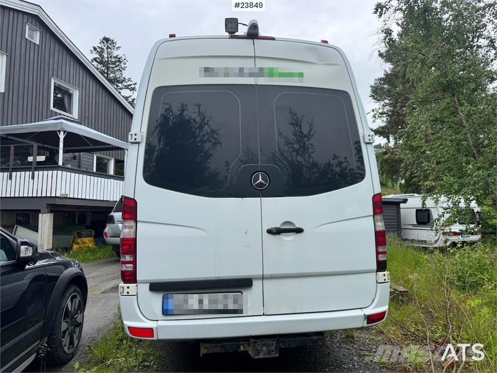 Mercedes-Benz Sprinter 516 Minibus – 17 Seats Mikroautobusai