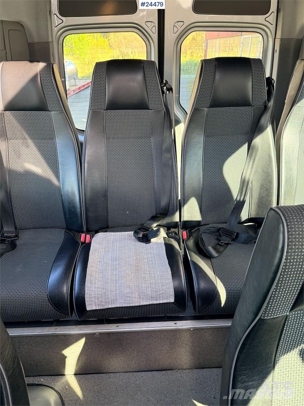Mercedes-Benz Sprinter 516 minibus with 16+1 seats, smart tachog Mini-bus