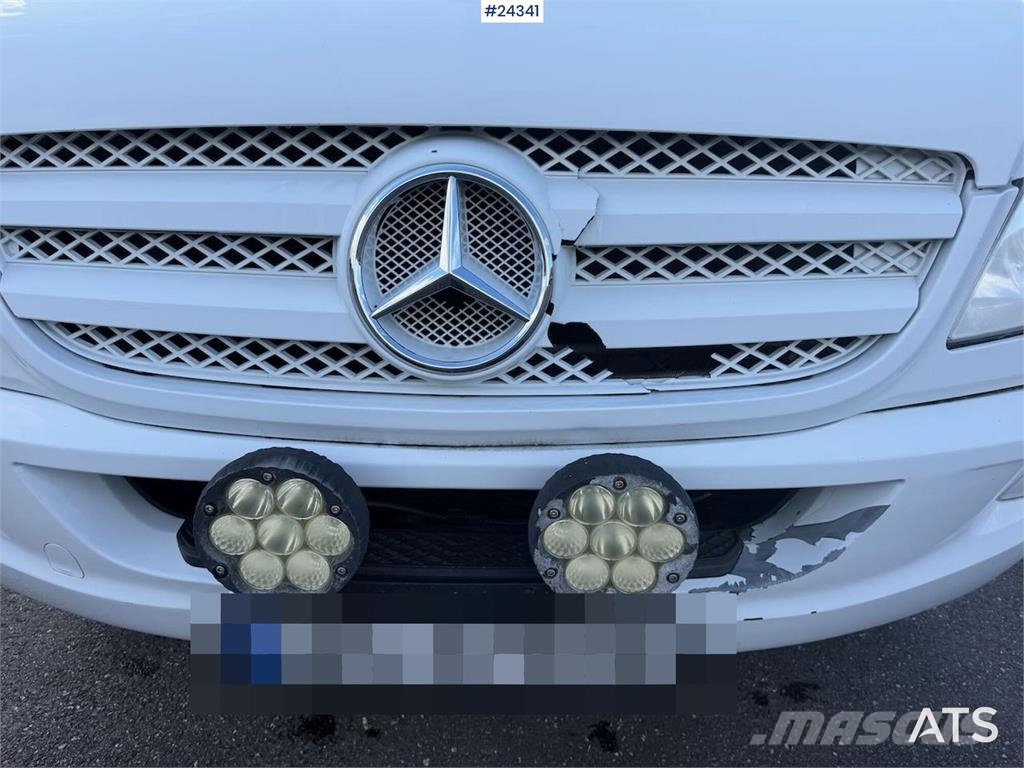 Mercedes-Benz Sprinter 516 w/ 16+1 and approved for two wheelcha Mini-bus