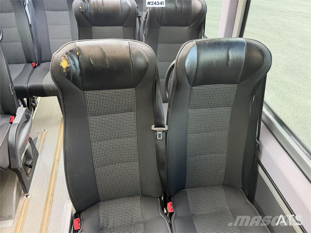 Mercedes-Benz Sprinter 516 w/ 16+1 and approved for two wheelcha Mini-bus