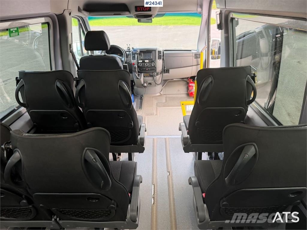 Mercedes-Benz Sprinter 516 w/ 16+1 and approved for two wheelcha Mini-bus
