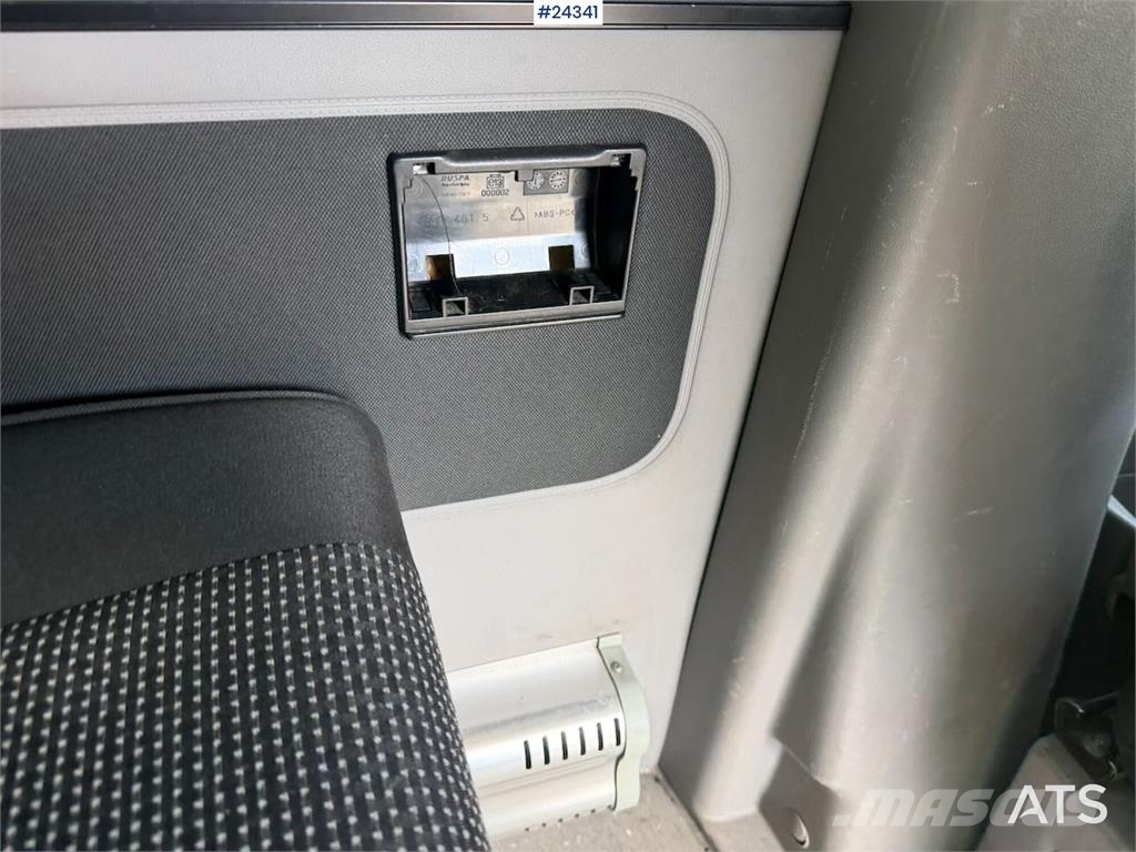 Mercedes-Benz Sprinter 516 w/ 16+1 and approved for two wheelcha Mini-bus