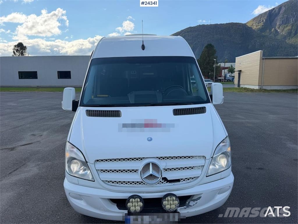 Mercedes-Benz Sprinter 516 w/ 16+1 and approved for two wheelcha Mini-bus