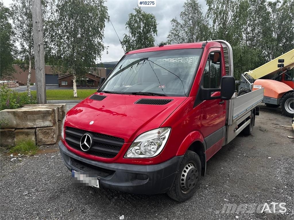 Mercedes-Benz Sprinter 516 w/driving bridges and HIAB 2012