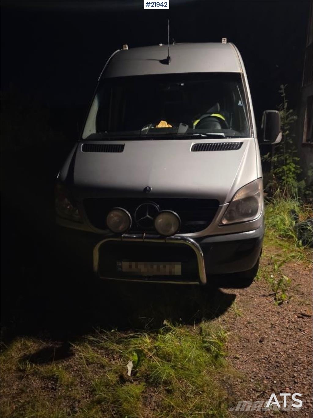 Mercedes-Benz Sprinter 518 w/ 17 seats. Eu-approved. Minibusse