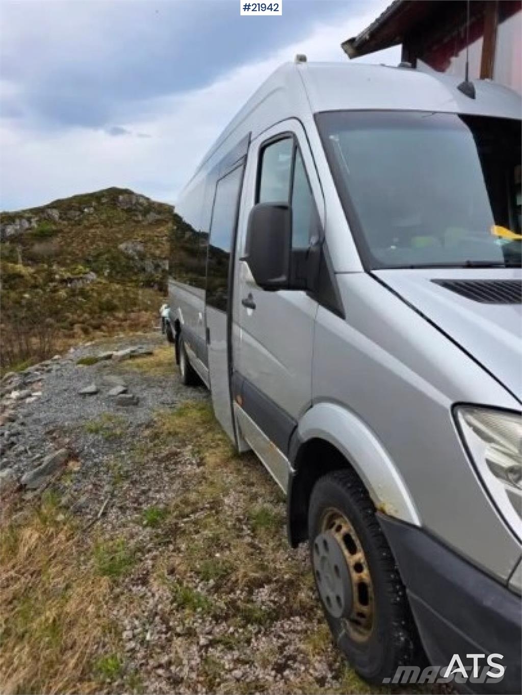 Mercedes-Benz Sprinter 518 w/ 17 seats. Eu-approved. Minibusse