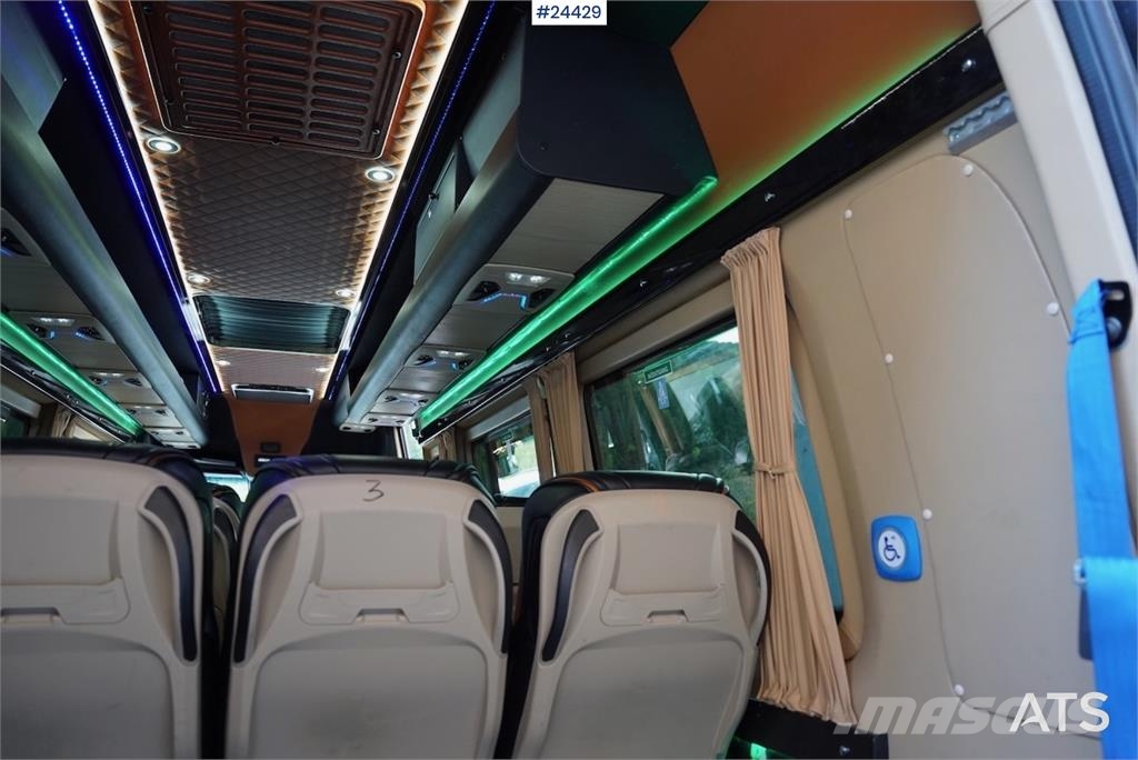 Mercedes-Benz Sprinter 519 CDI – Model – 17+2 Seats with Wheelch 미니 버스
