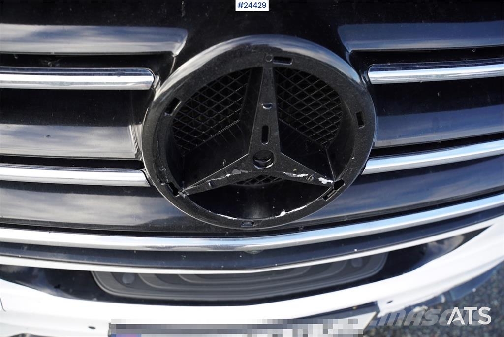 Mercedes-Benz Sprinter 519 CDI – Model – 17+2 Seats with Wheelch 미니 버스