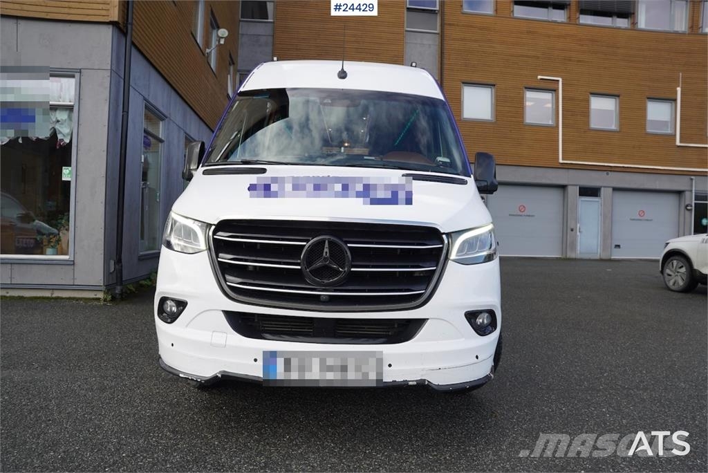 Mercedes-Benz Sprinter 519 CDI – Model – 17+2 Seats with Wheelch 미니 버스