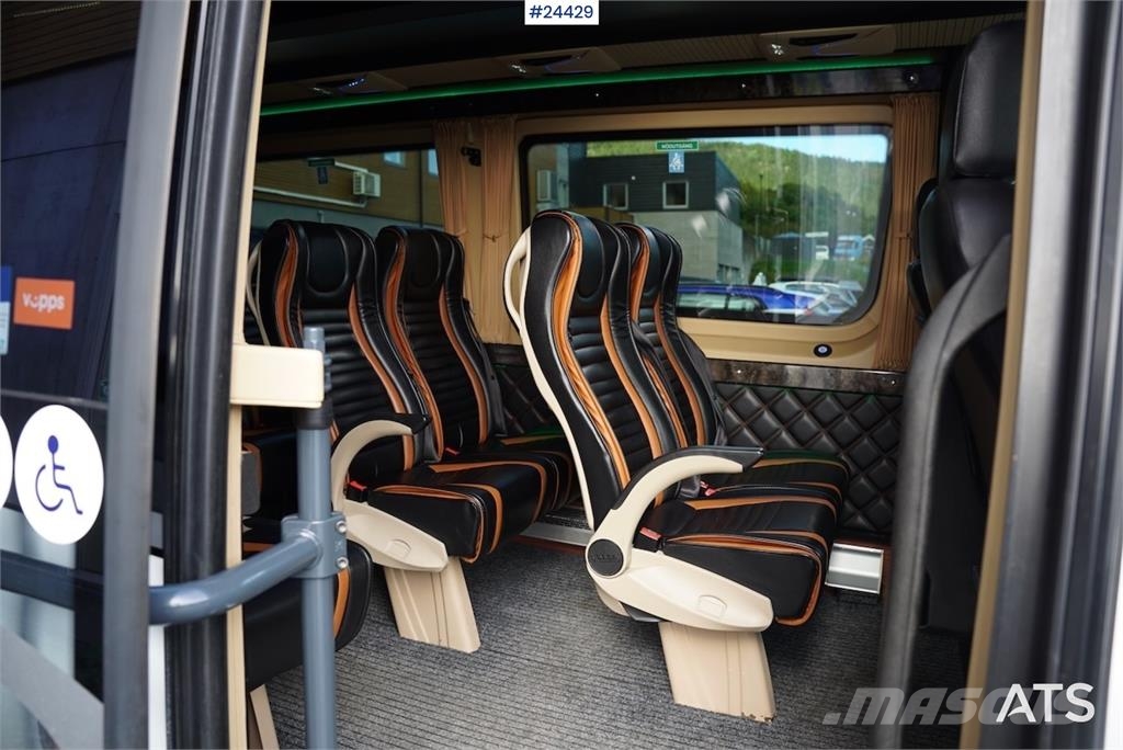 Mercedes-Benz Sprinter 519 CDI – Model – 17+2 Seats with Wheelch 미니 버스