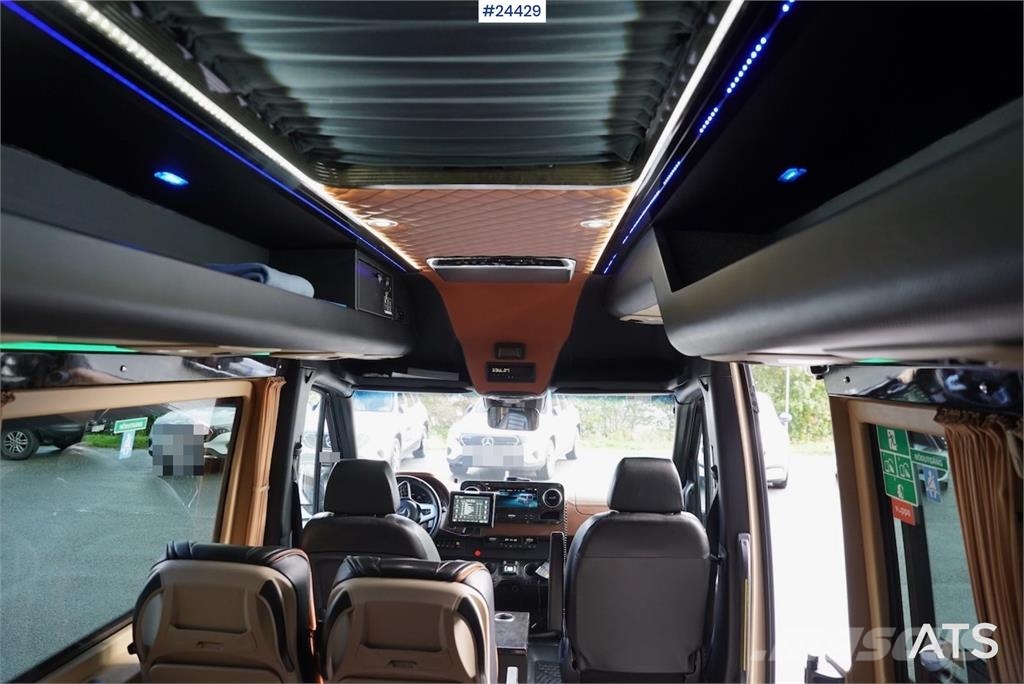 Mercedes-Benz Sprinter 519 CDI – Model – 17+2 Seats with Wheelch 미니 버스