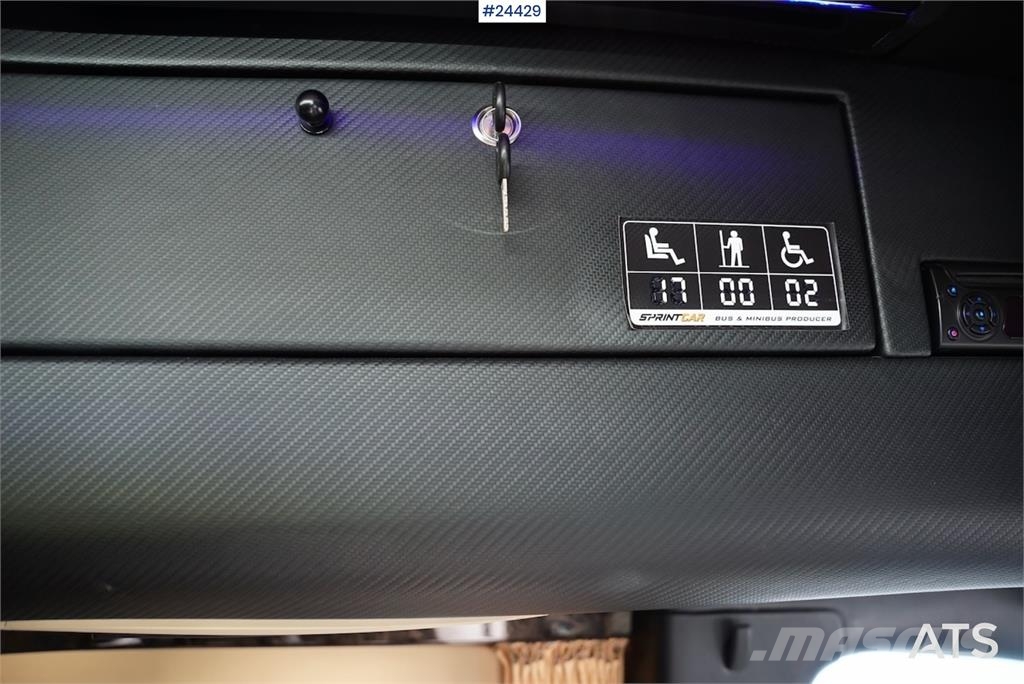 Mercedes-Benz Sprinter 519 CDI – Model – 17+2 Seats with Wheelch 미니 버스
