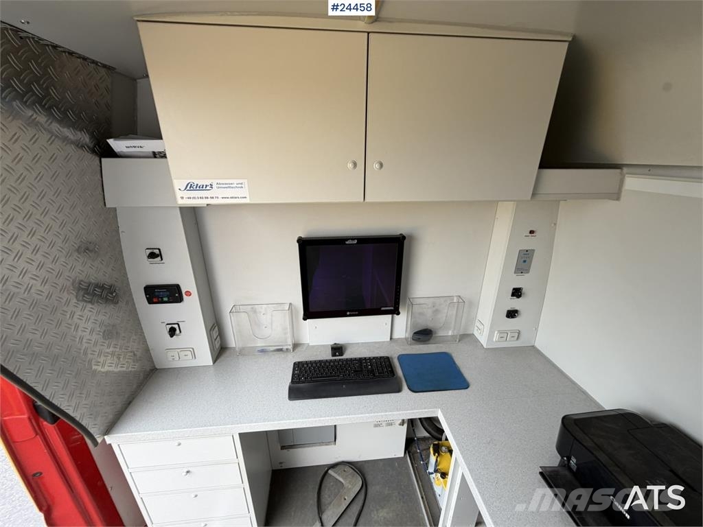 Mercedes-Benz sprinter 519 CDI van Панельні фургони