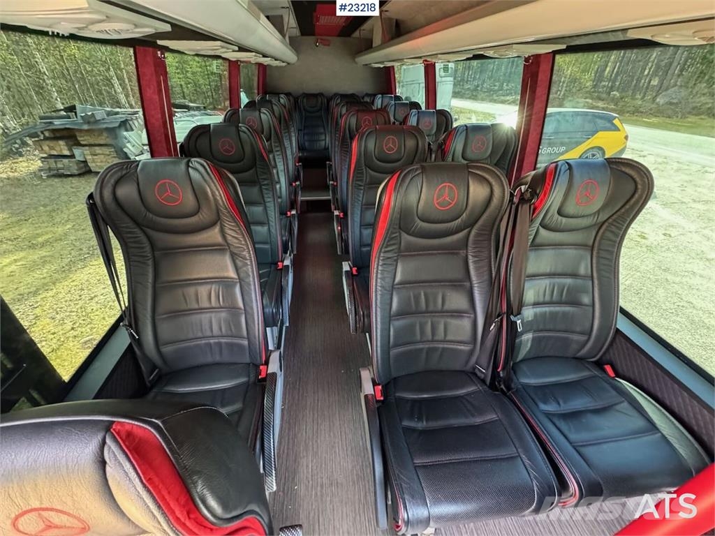 Mercedes-Benz Sprinter 519 Minibus – 21 seats – Two sets of tire 미니 버스