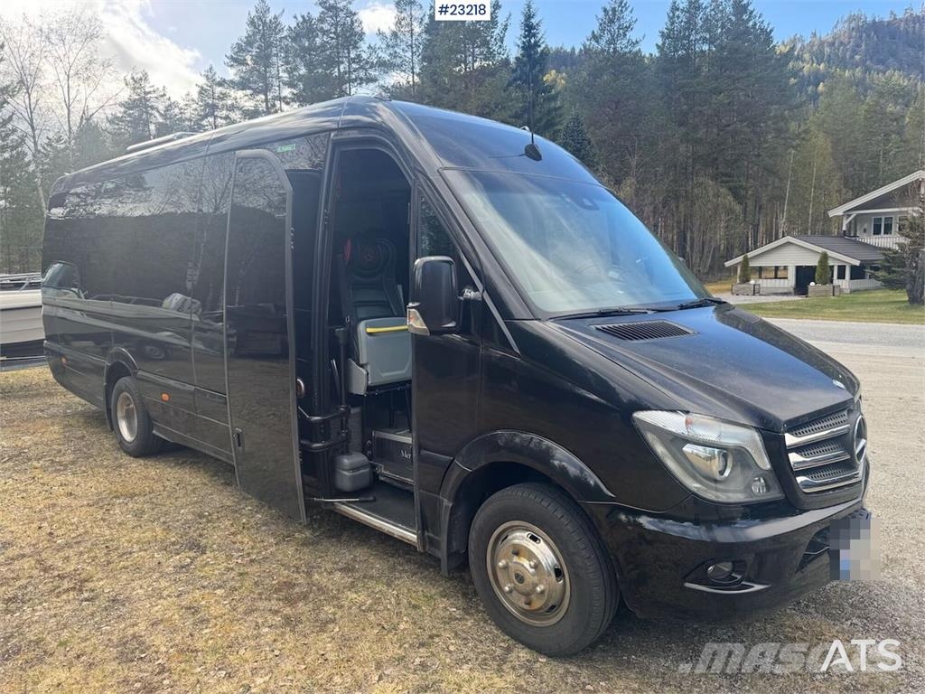 Mercedes-Benz Sprinter 519 Minibus – 21 seats – Two sets of tire 미니 버스
