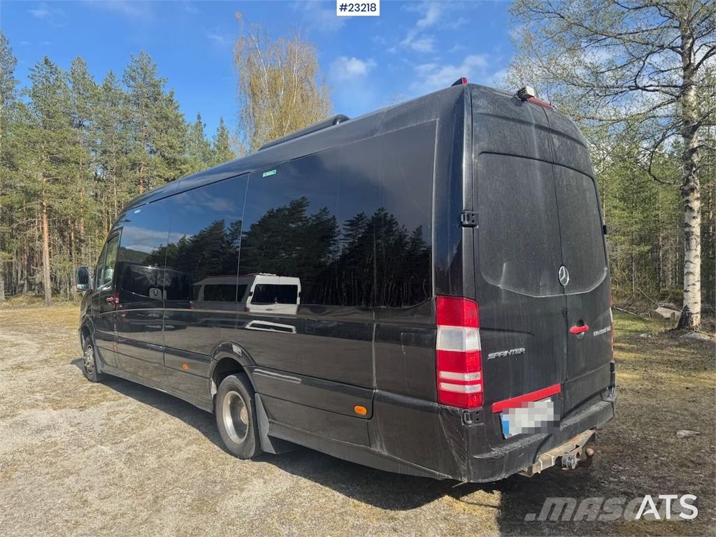 Mercedes-Benz Sprinter 519 Minibus – 21 seats – Two sets of tire 미니 버스