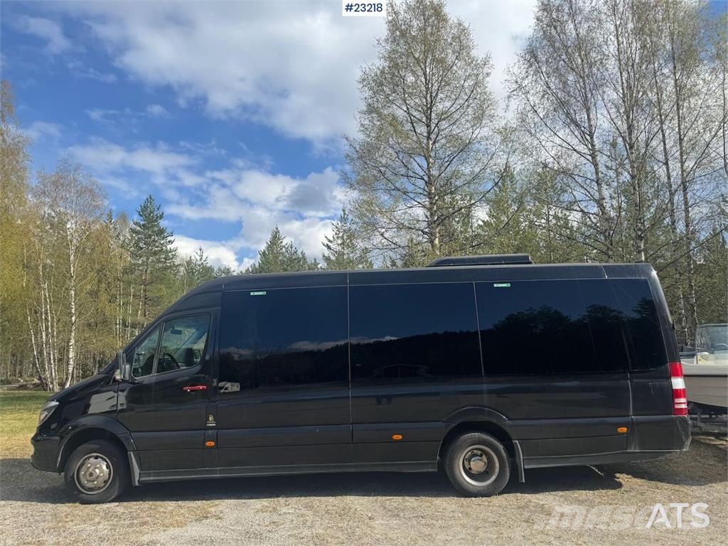 Mercedes-Benz Sprinter 519 Minibus – 21 seats – Two sets of tire 미니 버스