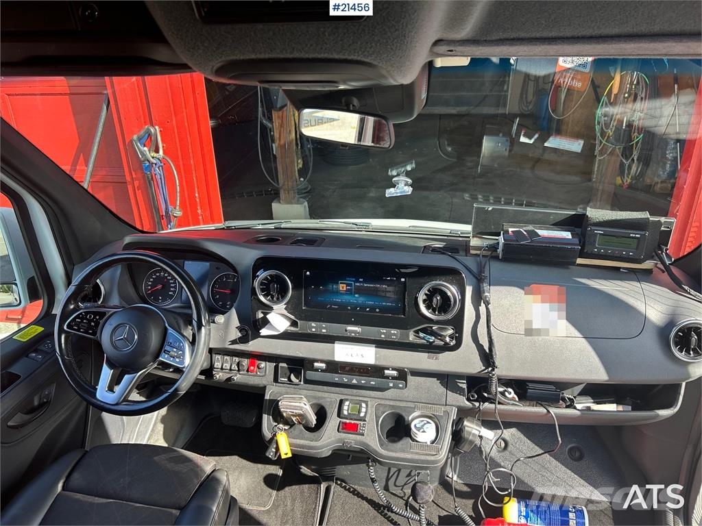 Mercedes-Benz Sprinter 519 w/ 16+1 seats and 3 wheelchair users Mini buses