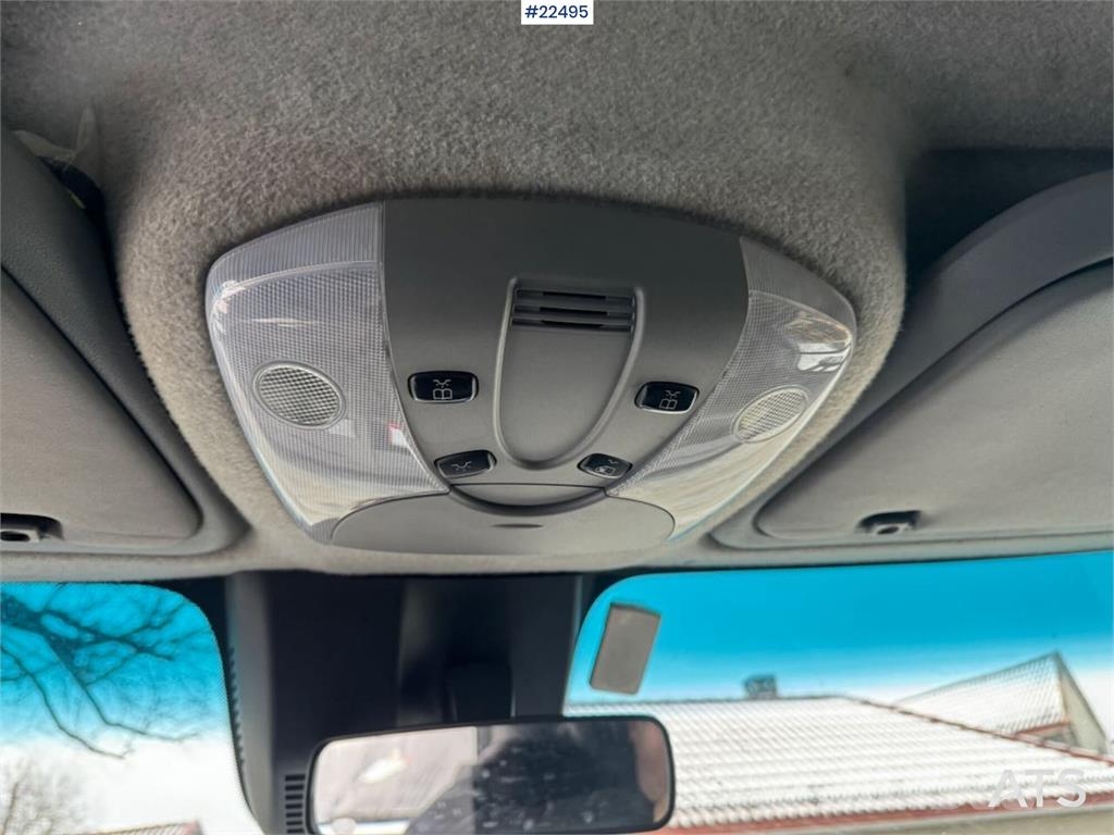 Mercedes-Benz Sprinter box truck with tail lift – approved until Φορτηγά Κόφα