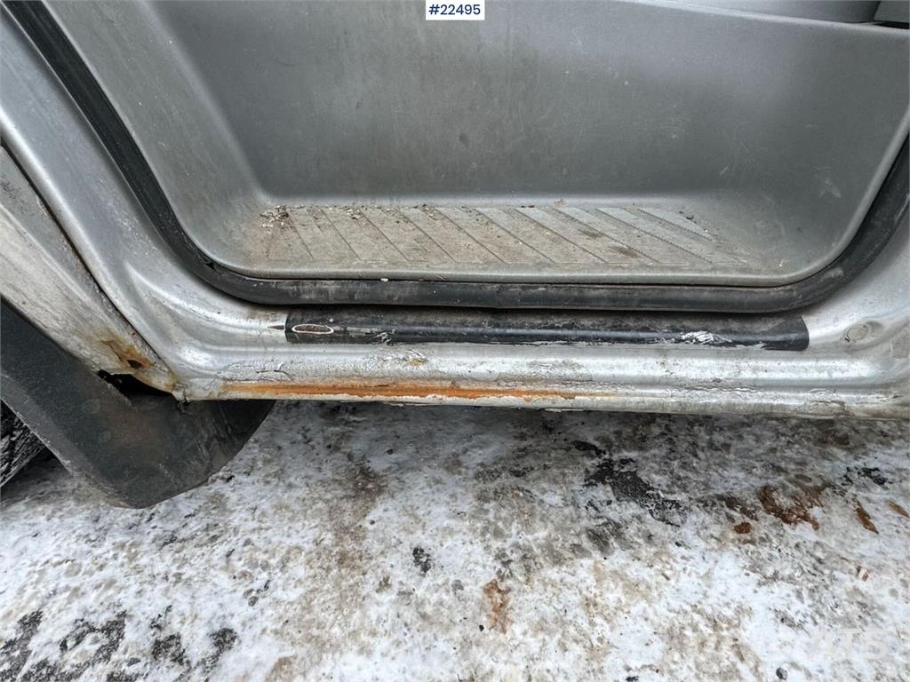 Mercedes-Benz Sprinter box truck with tail lift – approved until Φορτηγά Κόφα