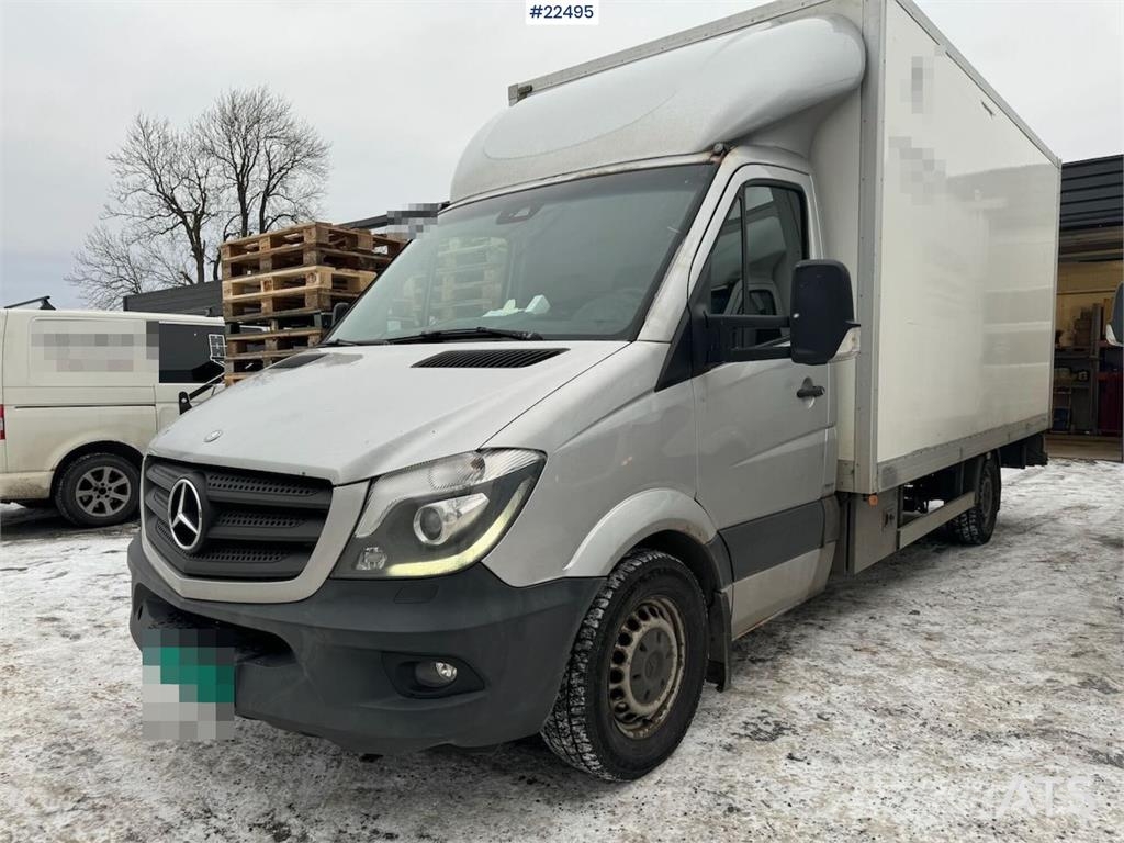 Mercedes-Benz Sprinter box truck with tail lift – approved until Φορτηγά Κόφα