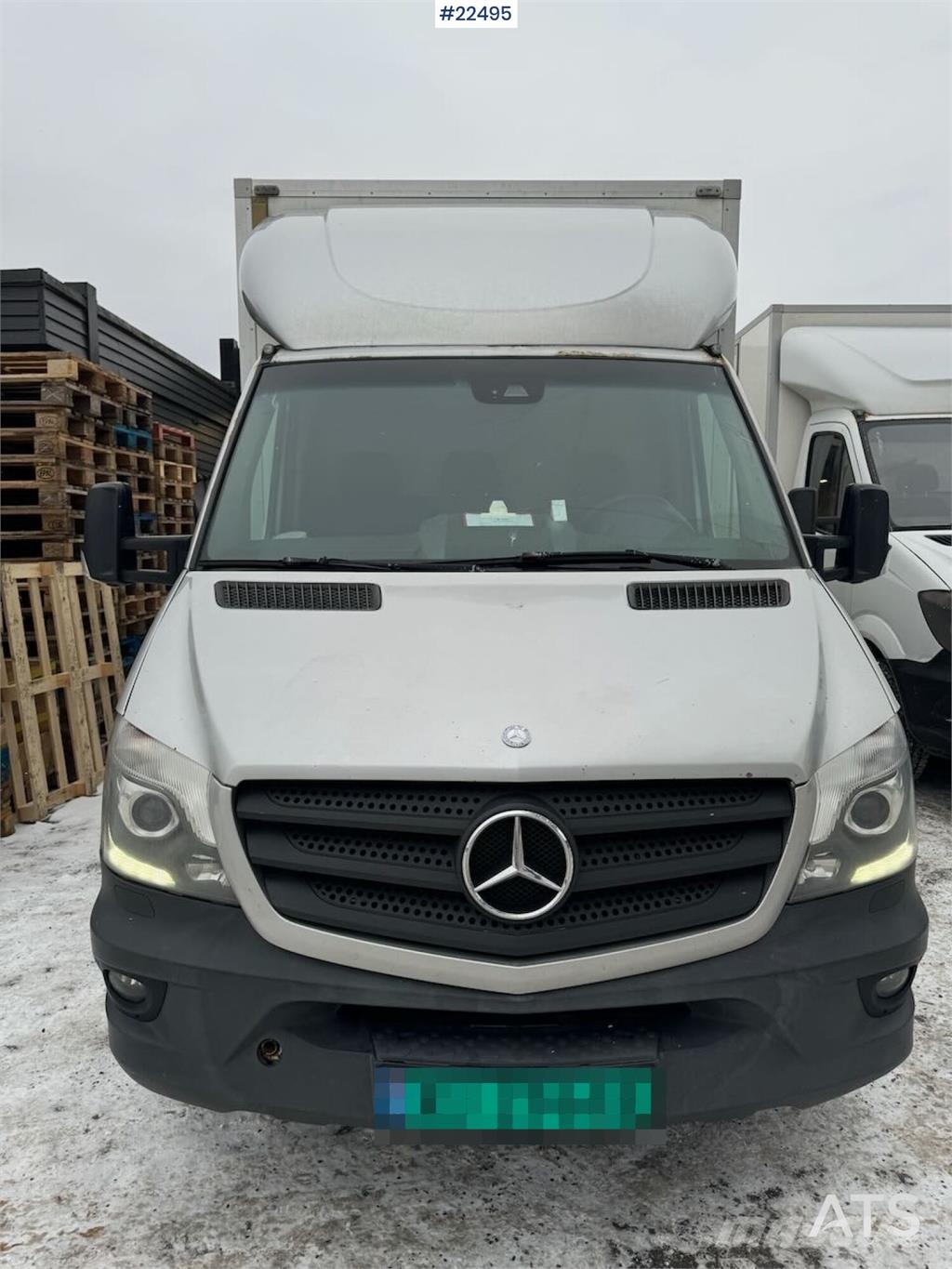 Mercedes-Benz Sprinter box truck with tail lift – approved until Φορτηγά Κόφα