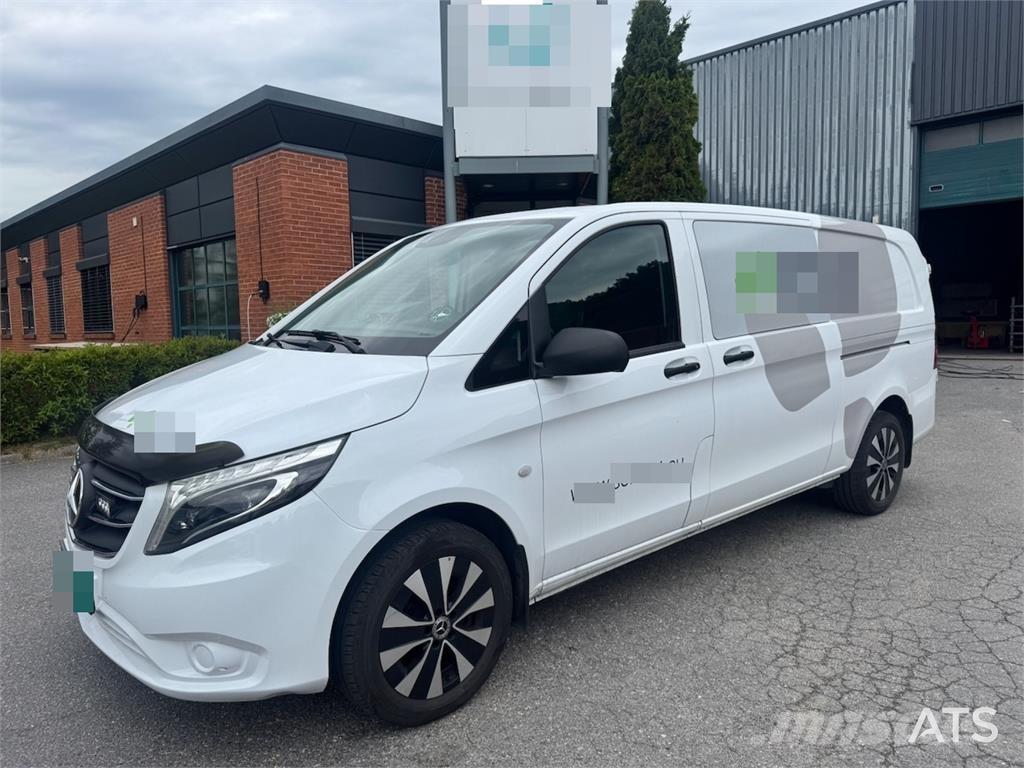 Mercedes-Benz Vito 119 CDI 4x4 Van with Tachograph شاحنة مقفلة