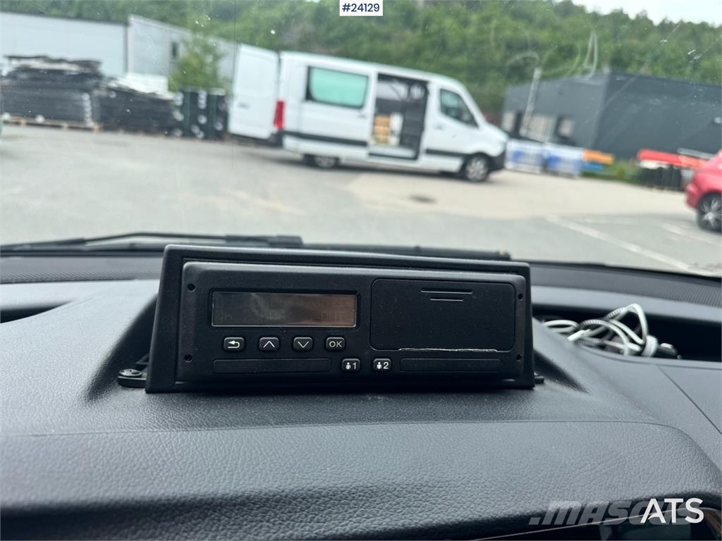 Mercedes-Benz Vito 119 CDI 4x4 Van with Tachograph شاحنة مقفلة
