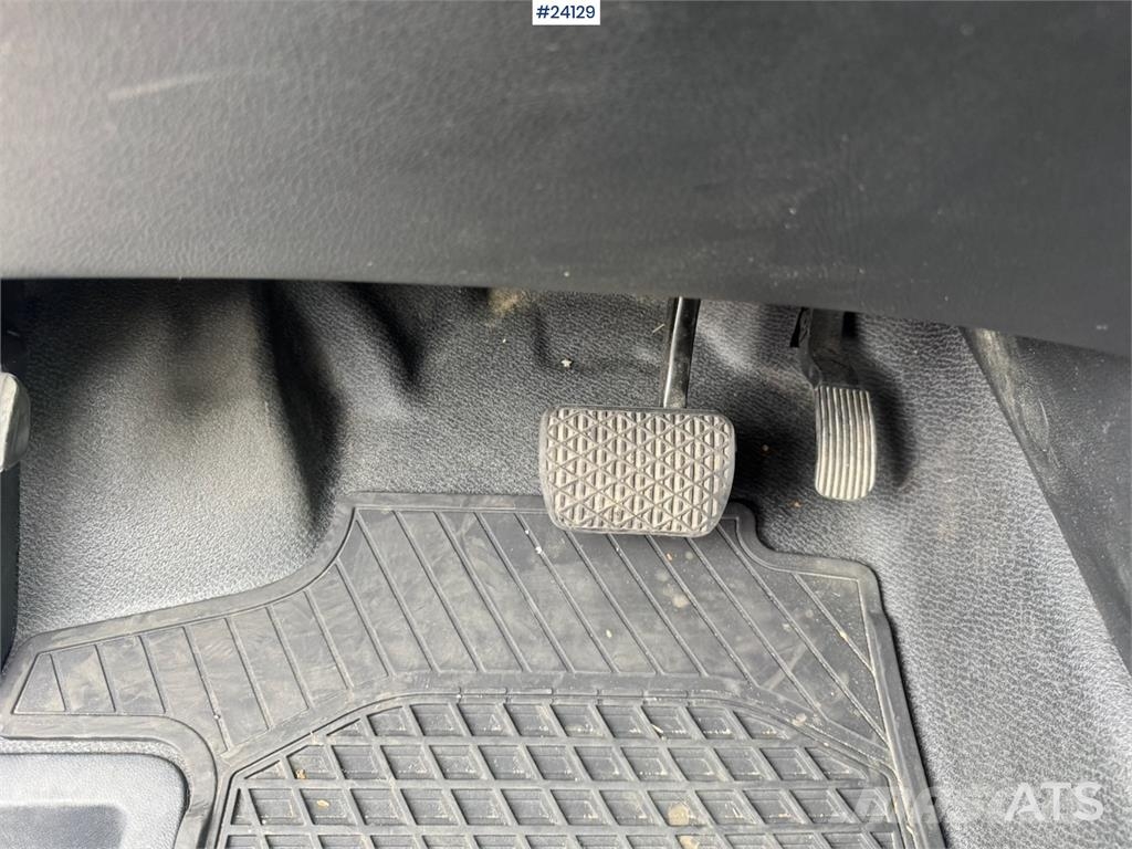 Mercedes-Benz Vito 119 CDI 4x4 Van with Tachograph شاحنة مقفلة