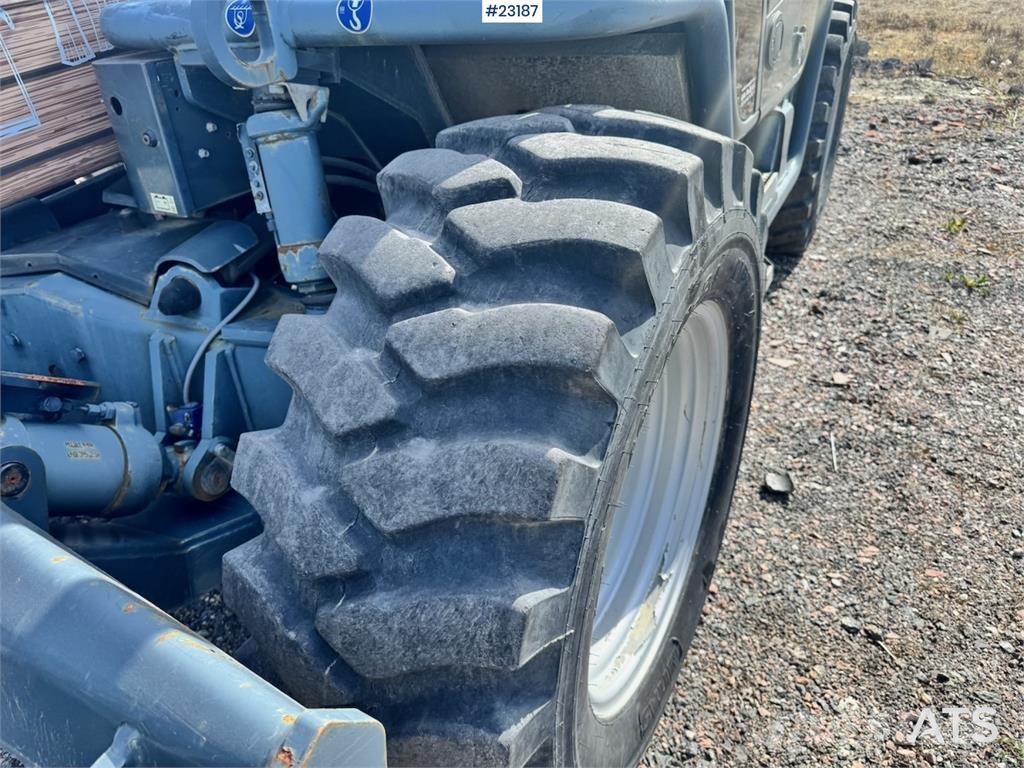 Merlo P40.17 telehandler w/ bucket – pallet forks – jib Teleskopski kolesni nakladalci