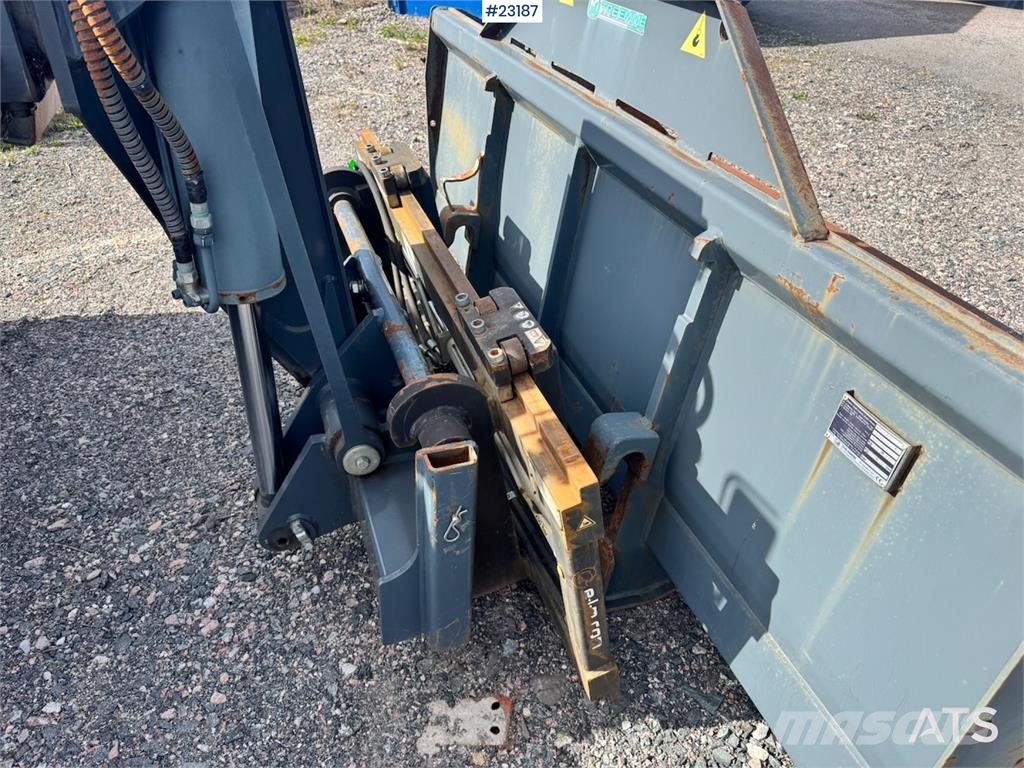 Merlo P40.17 telehandler w/ bucket – pallet forks – jib Teleskopski kolesni nakladalci