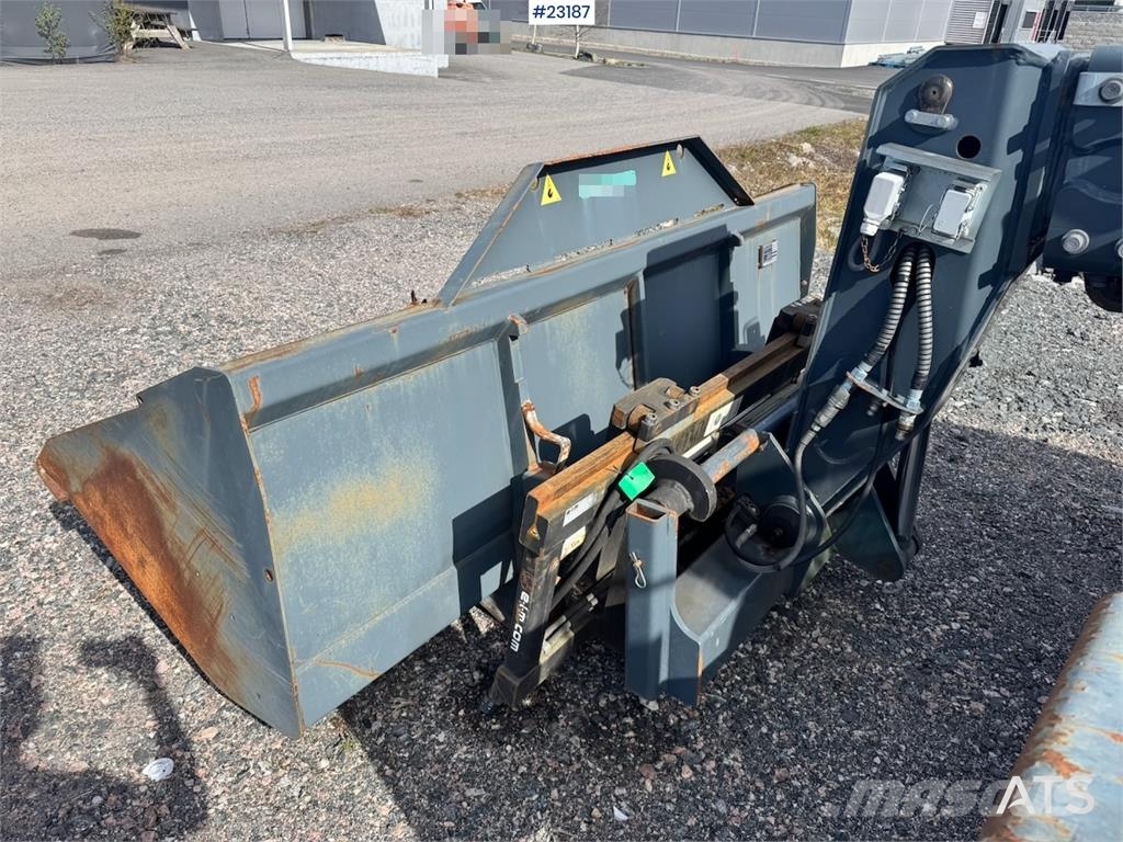 Merlo P40.17 telehandler w/ bucket – pallet forks – jib Teleskopski kolesni nakladalci