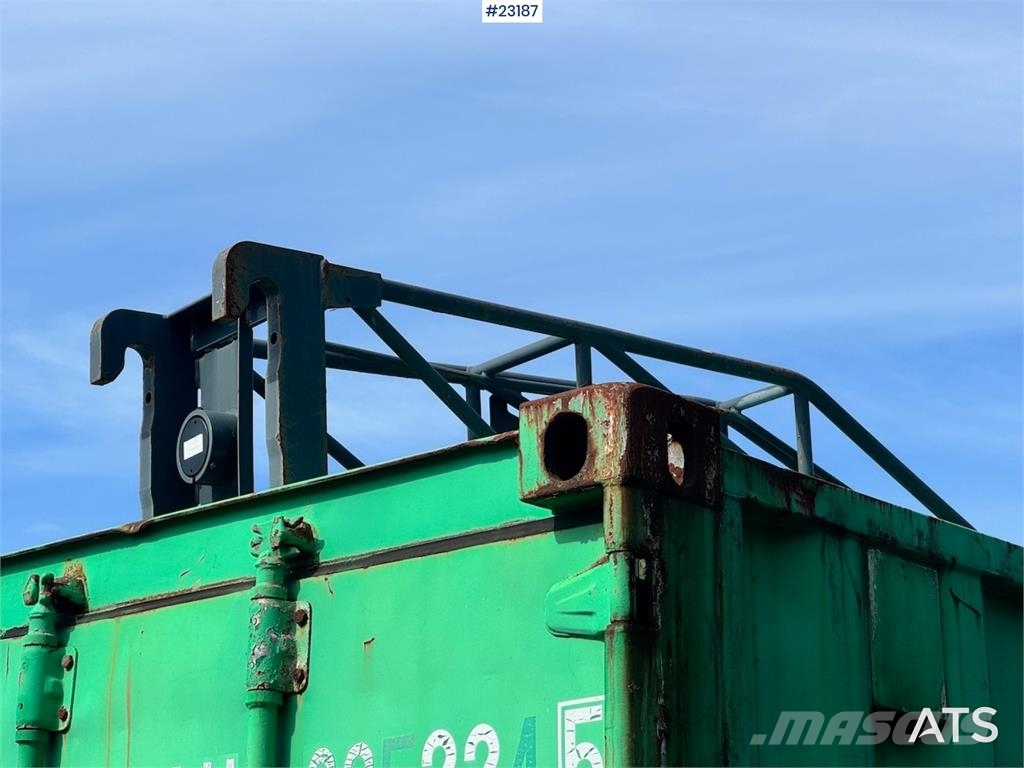 Merlo P40.17 telehandler w/ bucket – pallet forks – jib Teleskopski kolesni nakladalci