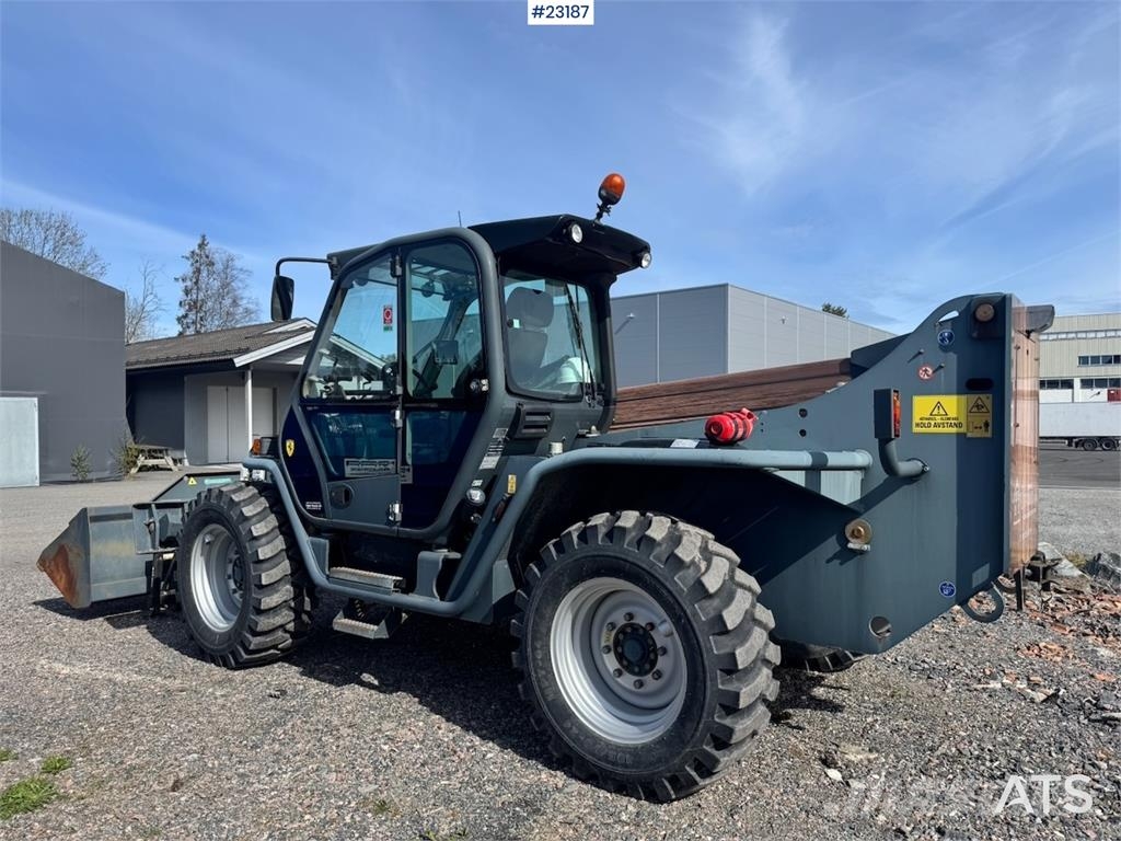 Merlo P40.17 telehandler w/ bucket – pallet forks – jib Teleskopski kolesni nakladalci