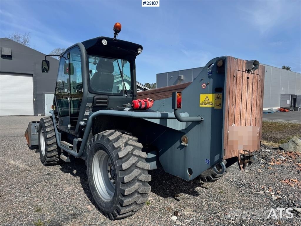 Merlo P40.17 telehandler w/ bucket – pallet forks – jib Teleskopski kolesni nakladalci