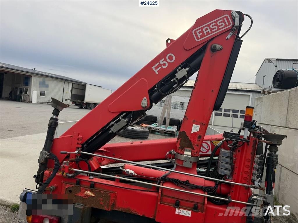 Mitsubishi Fuso Canter 4x2 with rear-mounted crane. Recently Kranbil