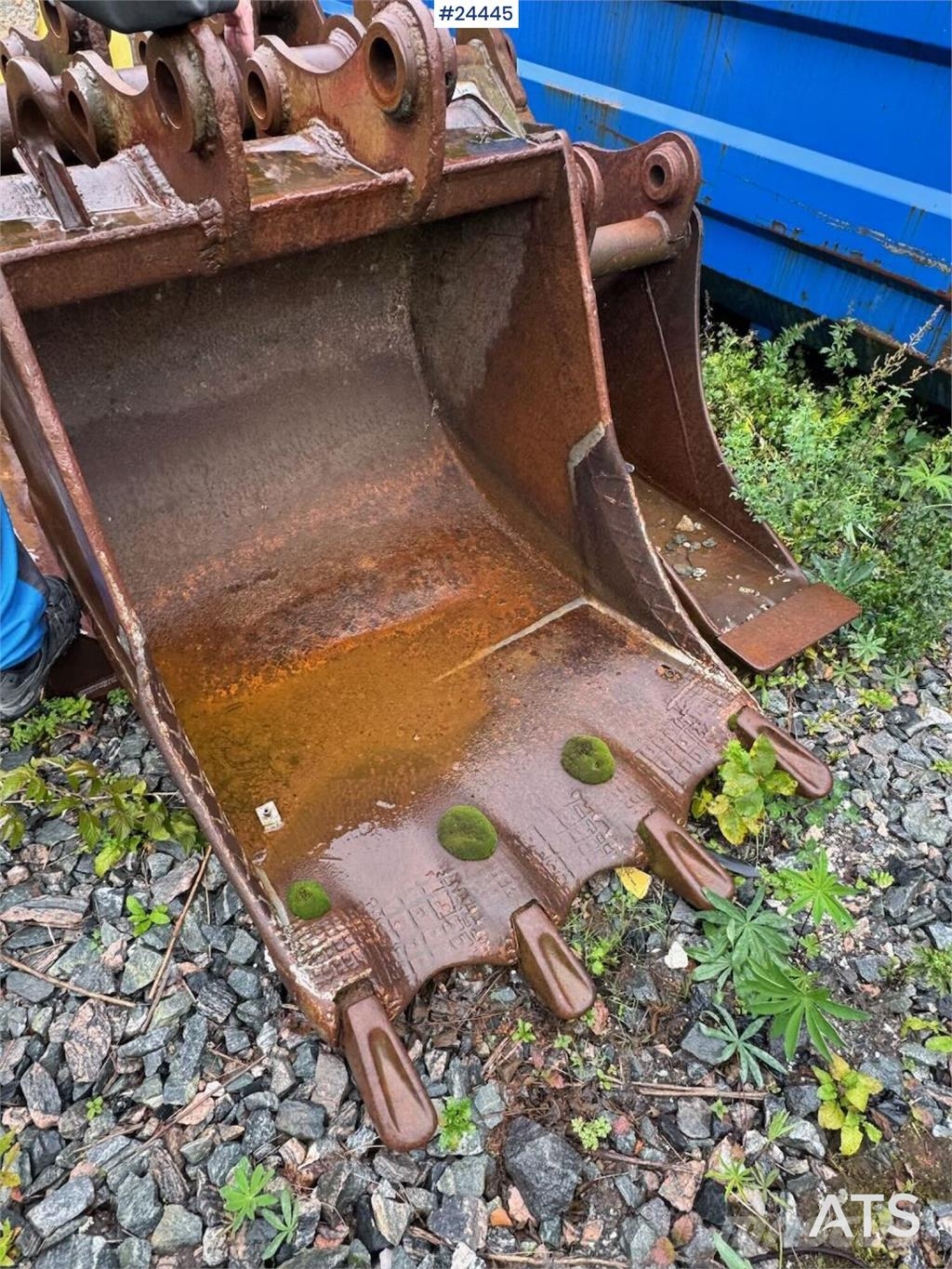 Mitsubishi SM120-8 Crawler Excavator – 3 Buckets – 6,400 Hour Beltegraver