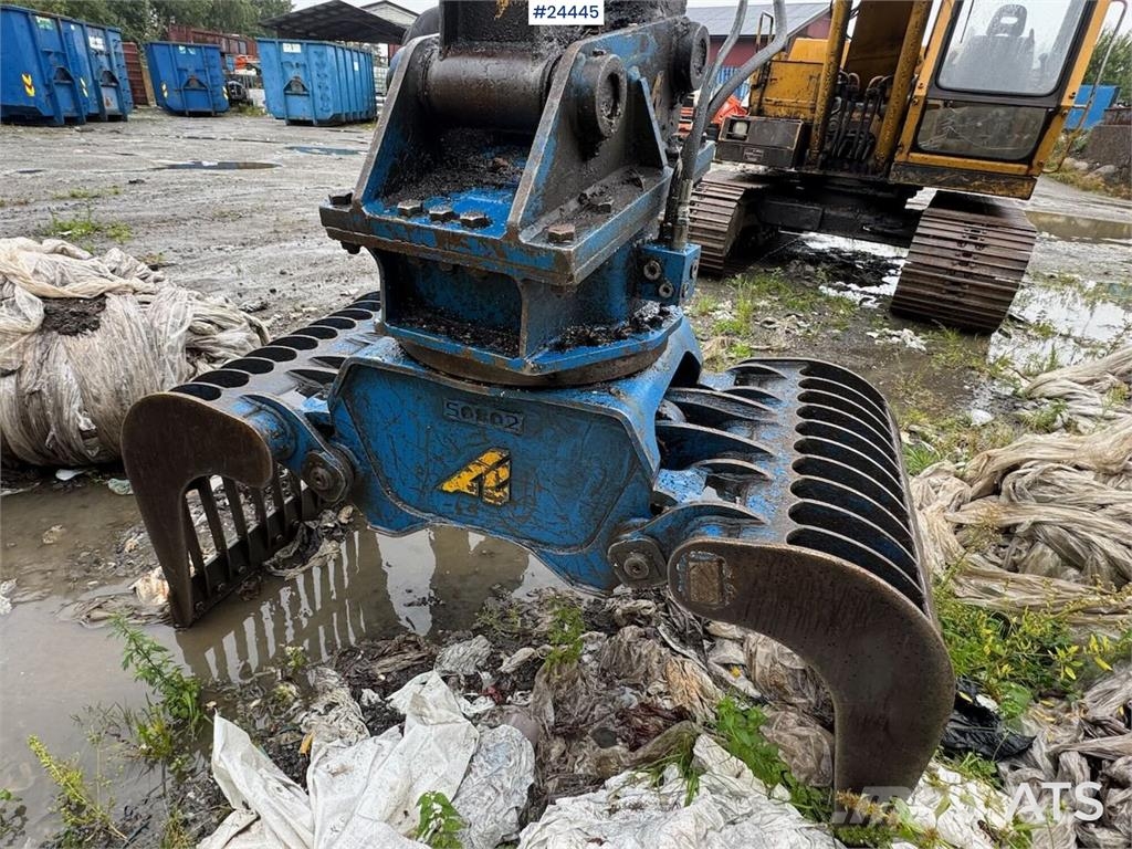 Mitsubishi SM120-8 Crawler Excavator – 3 Buckets – 6,400 Hour Beltegraver