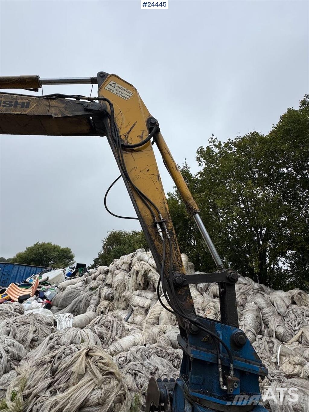 Mitsubishi SM120-8 Crawler Excavator – 3 Buckets – 6,400 Hour Beltegraver