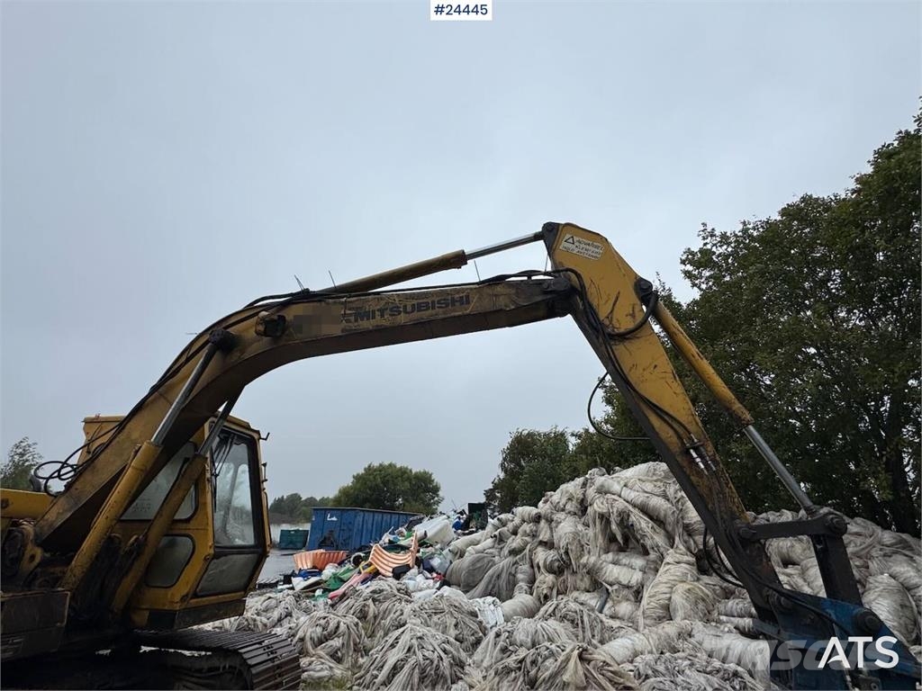 Mitsubishi SM120-8 Crawler Excavator – 3 Buckets – 6,400 Hour Beltegraver