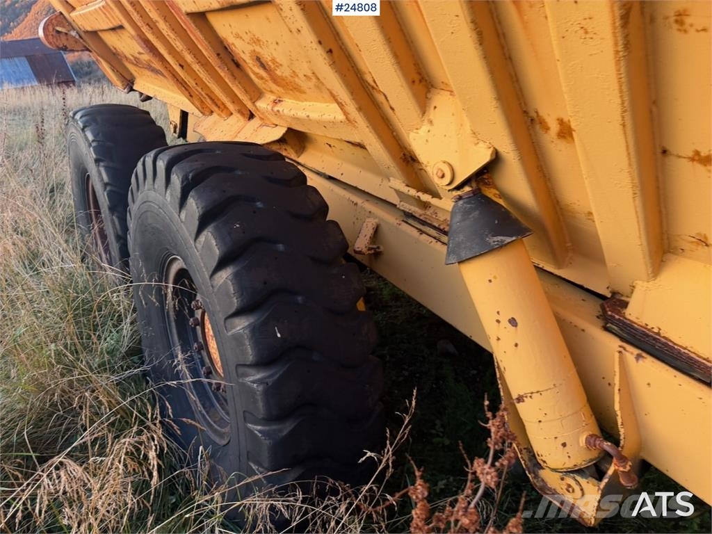 Moxy D16 B Dumper Mezei dömperek