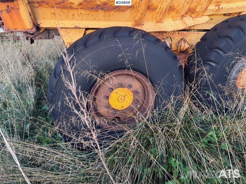 Moxy D16 B Dumper Mezei dömperek