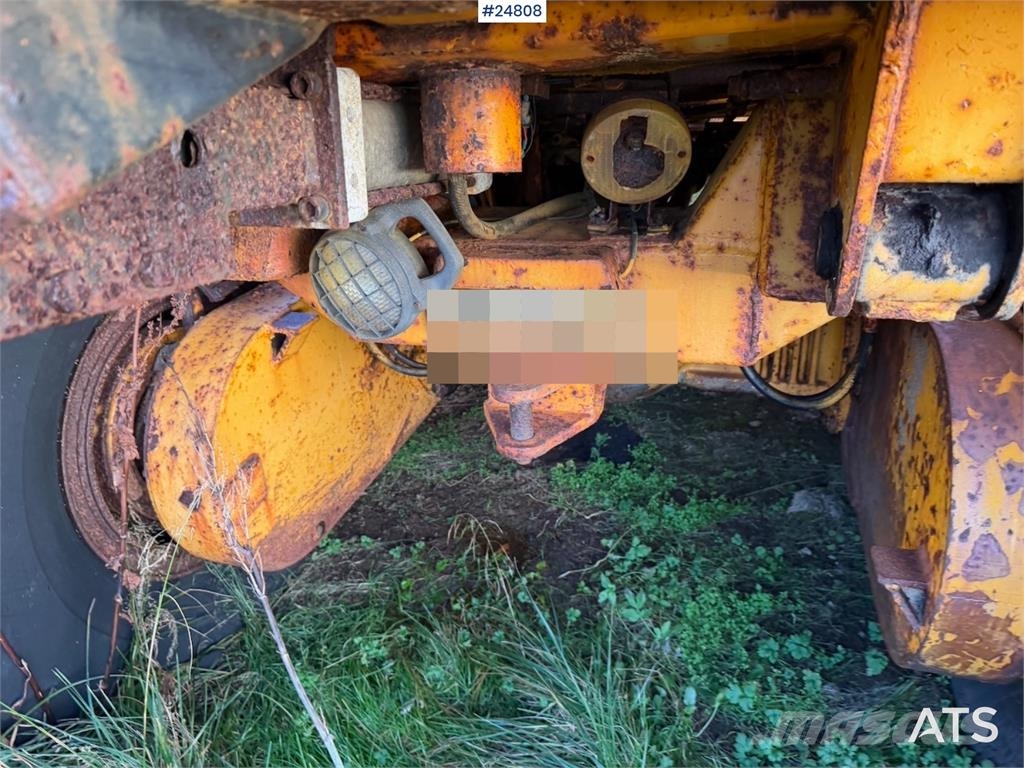 Moxy D16 B Dumper Mezei dömperek