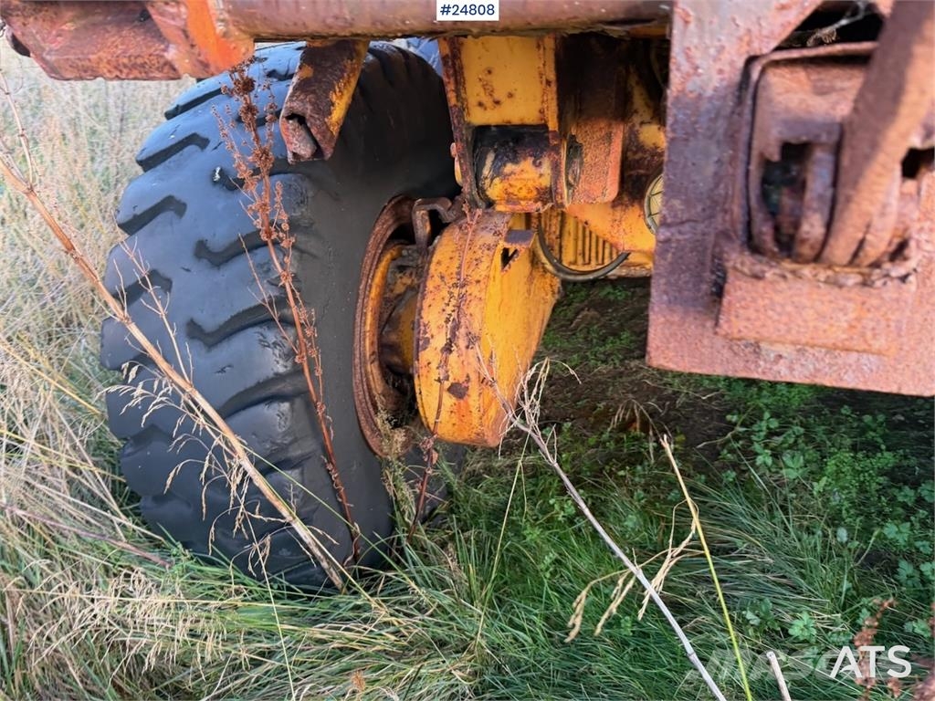 Moxy D16 B Dumper Mezei dömperek