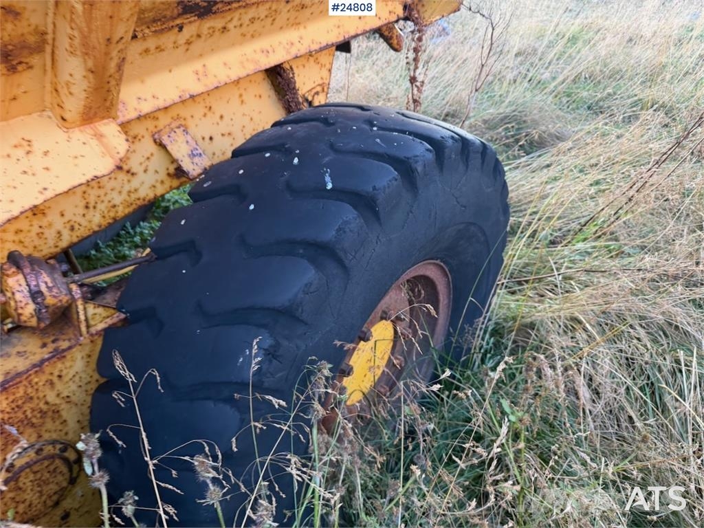 Moxy D16 B Dumper Mezei dömperek