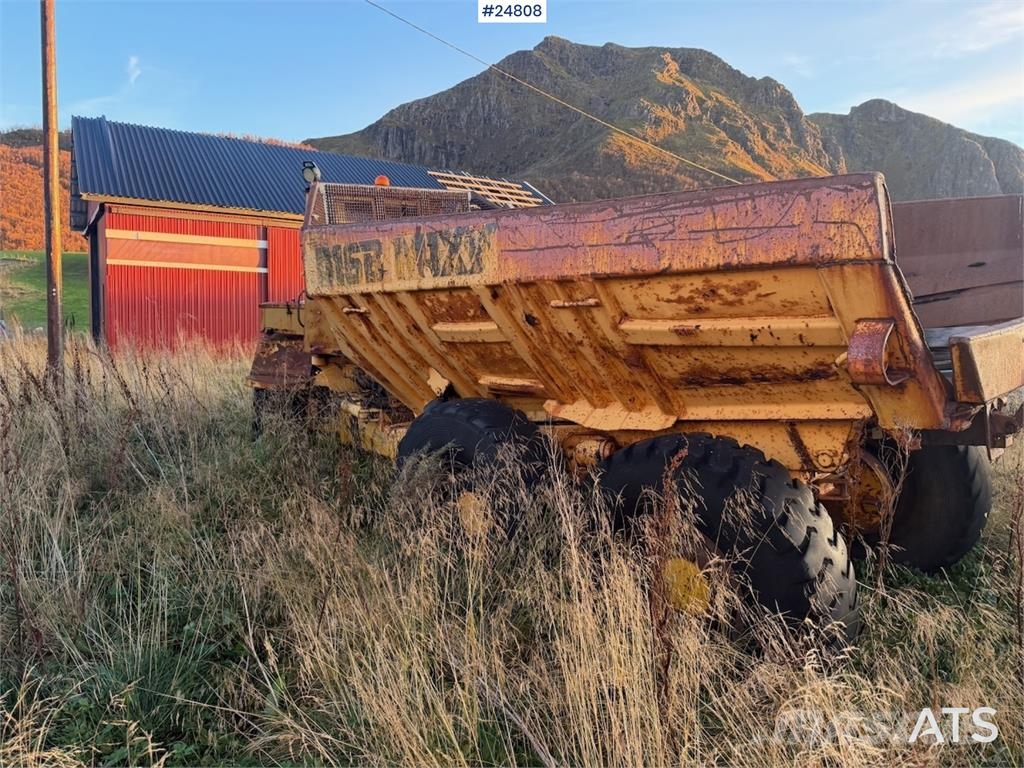Moxy D16 B Dumper Mezei dömperek