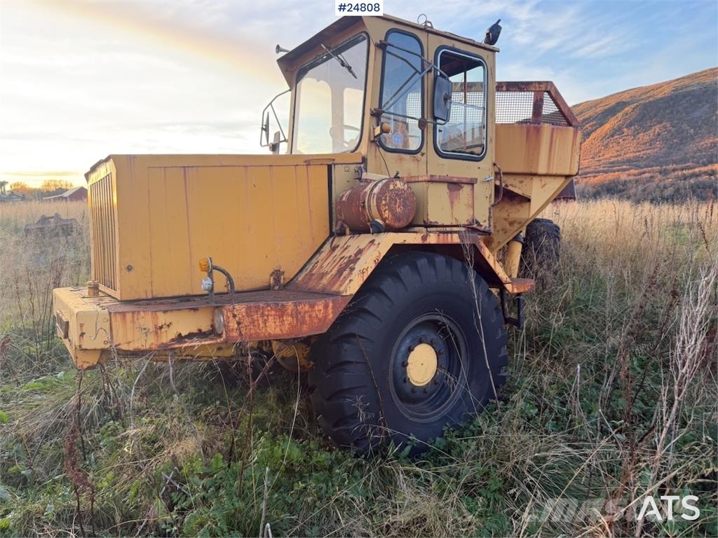 Moxy D16 B Dumper Mezei dömperek