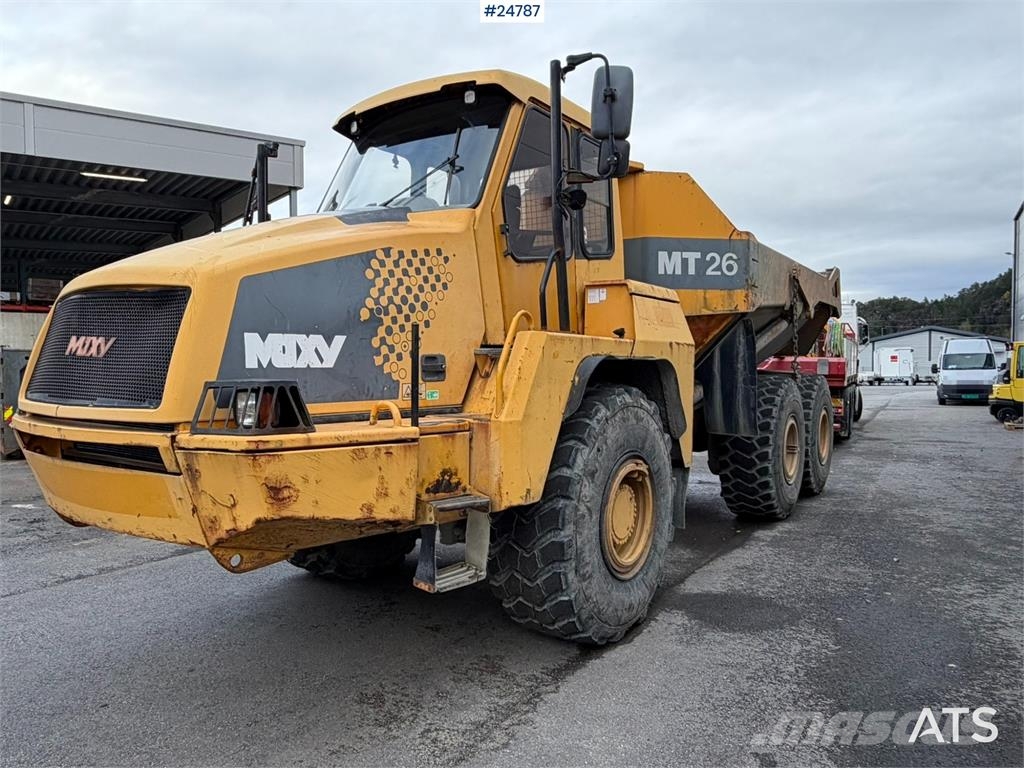 Moxy MT 26 6x6 dumper Minidumper