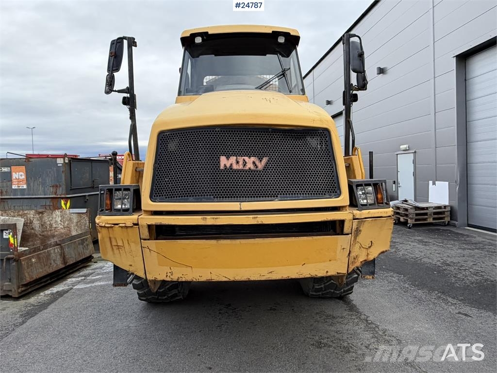 Moxy MT 26 6x6 dumper Minidumper